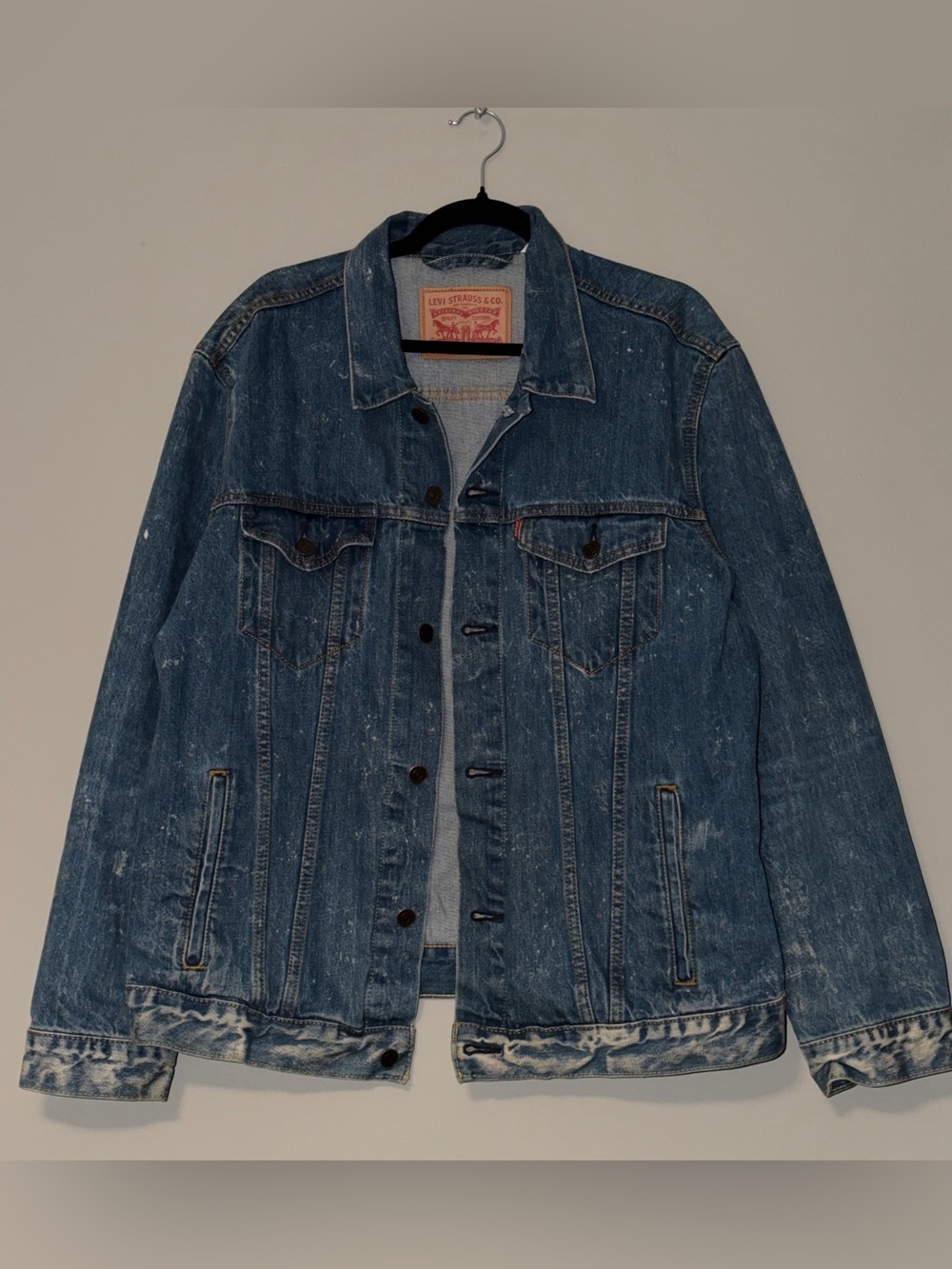 Levi's blue denim jacket with distressed details size xl